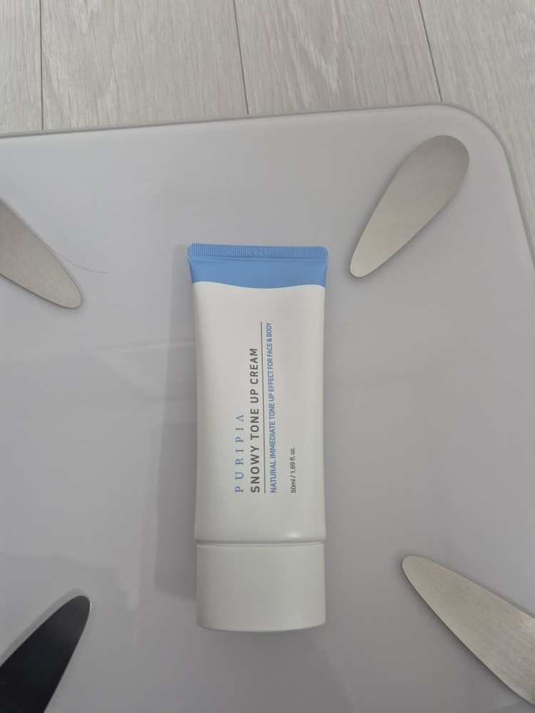 퓨리피아 (PURIPIA) 스노이 톤 업 크림 review image