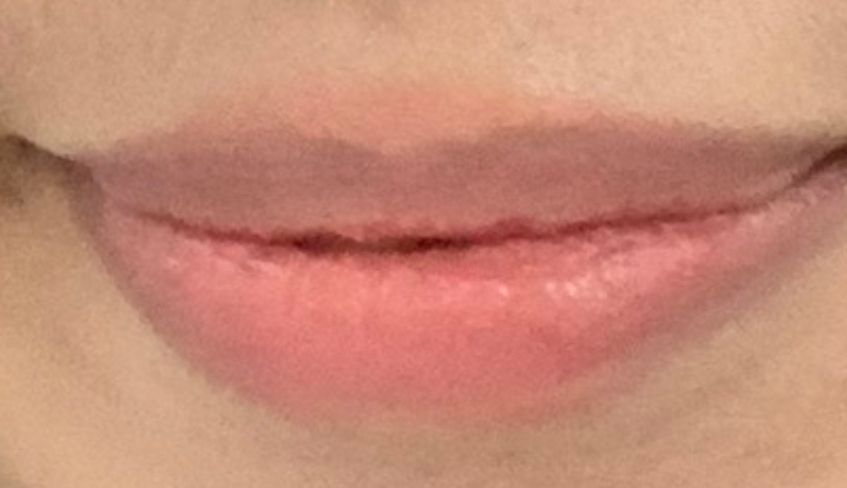 B.byBANILA Lápiz de labios difuminable en PK01 Nude Rose review image
