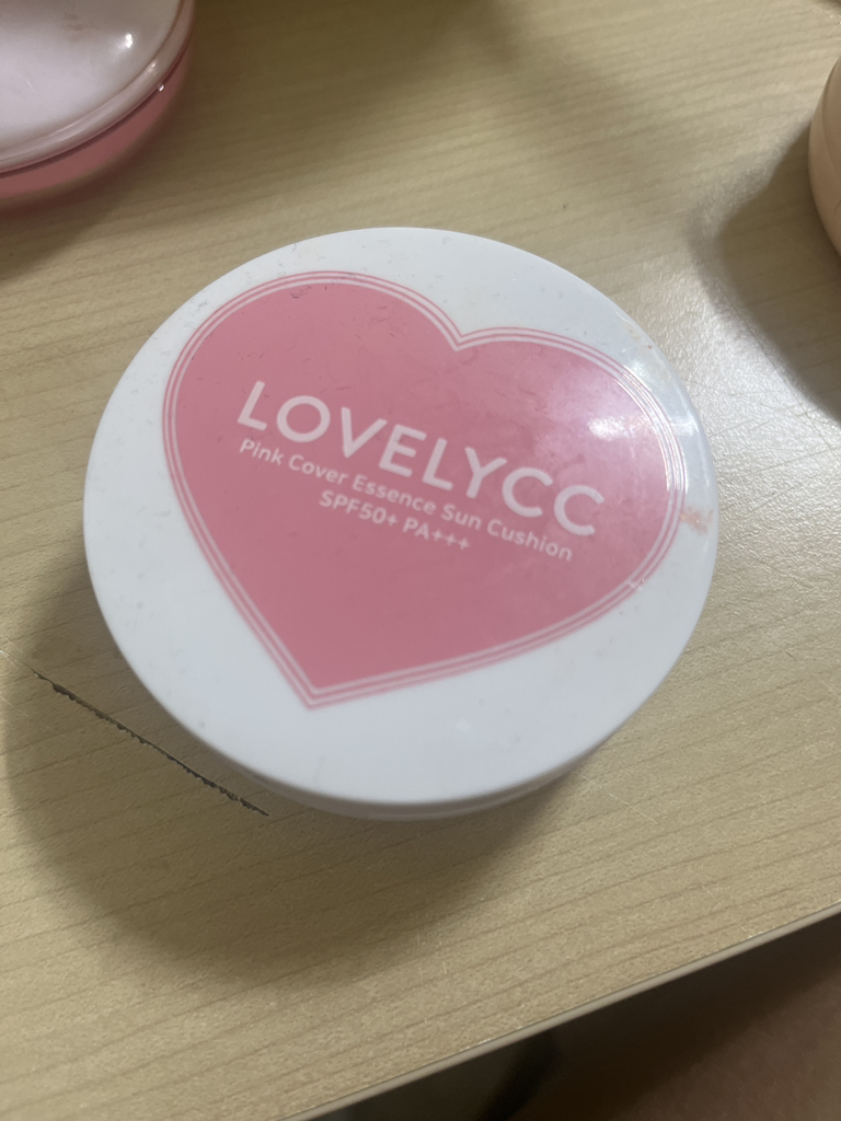 LOVELYCC Kem nền dạng cushion có lớp phủ màu hồng [SPF50+/PA+++] [Số 23] review image
