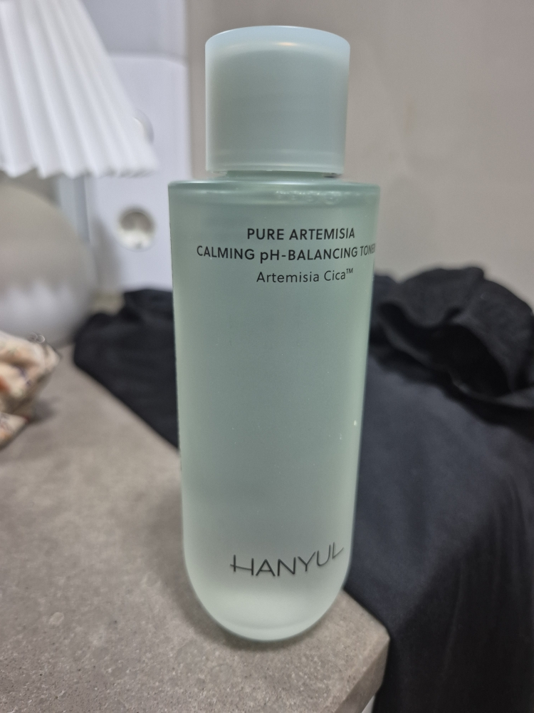 한율 (HANYUL) 어린쑥 수분진정 토너 review image