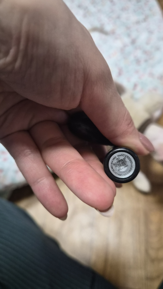 맥 (MAC) 레트로 매트 립스틱 [올파이어드업] review image