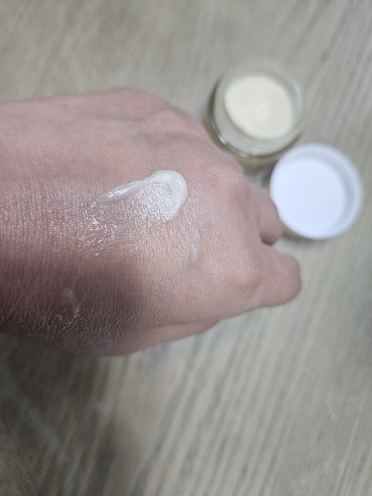 아이소이 (ISOI) 인텐시브 에너자이징 크림 EX review image