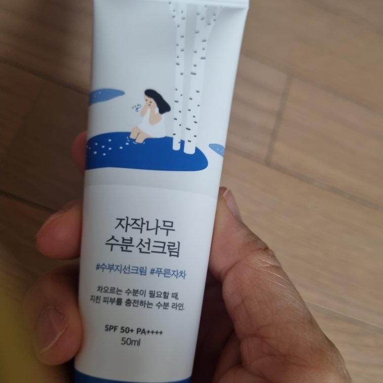 柔恩莱 1025 独岛洁面乳 review image