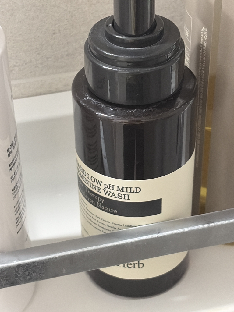 나드 (NARD) 약산성 마일드 여성청결제 review image