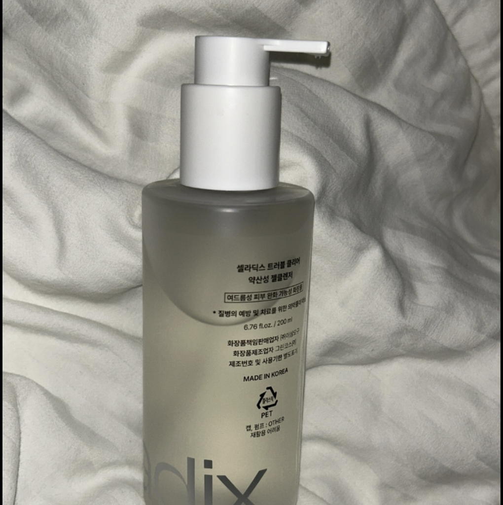 셀라딕스 (Celladix) 트러블 클리어 약산성 젤클렌저 review image