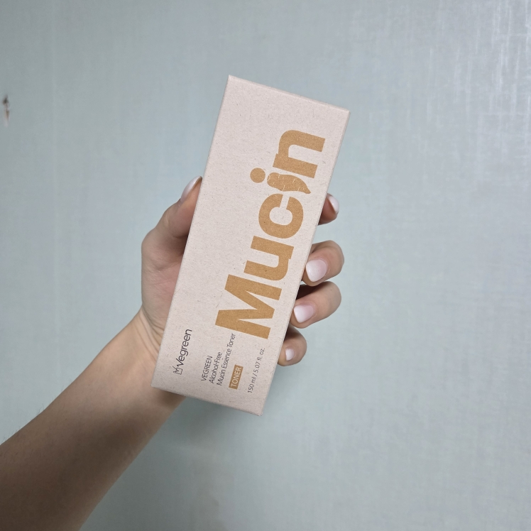 비그린 (Vegreen) 무알콜 뮤신 에센스 토너 review image