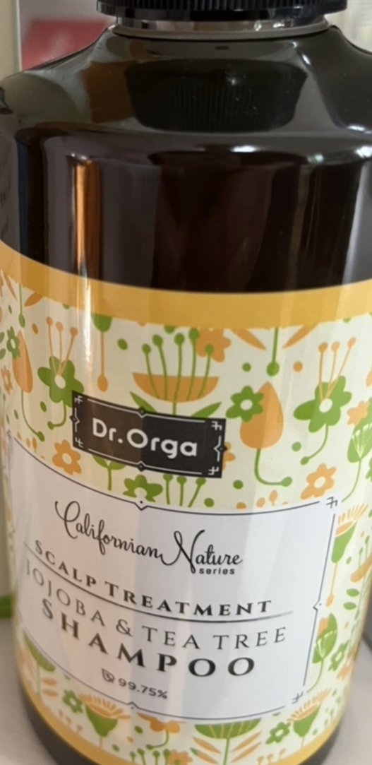 奥尔加博士 头皮护理荷荷巴茶树洗发水 review image