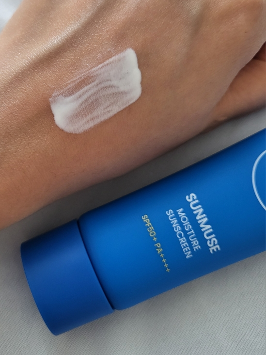 비플레인 (beplain) 선뮤즈 모이스처 선크림 [SPF50+/PA++++] review image