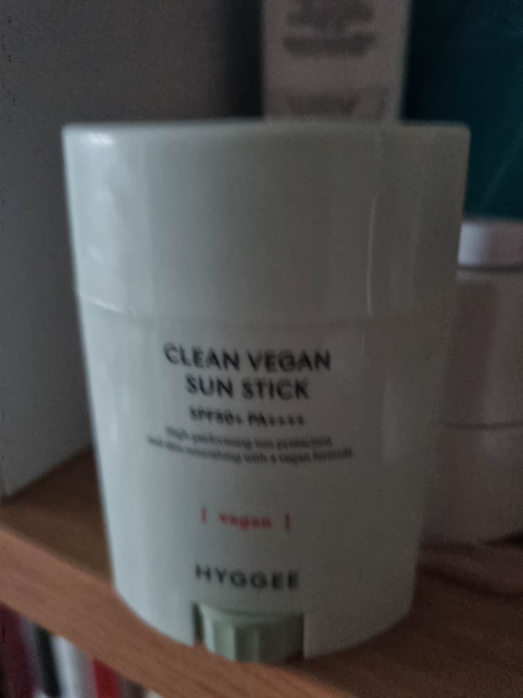 휘게 (HYGGEE) 클린 비건 선스틱 [SPF50+/PA++++] review image