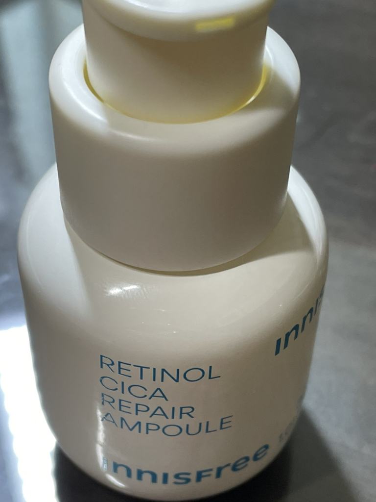 이니스프리 (INNISFREE) 레티놀 시카 흔적 앰플 review image