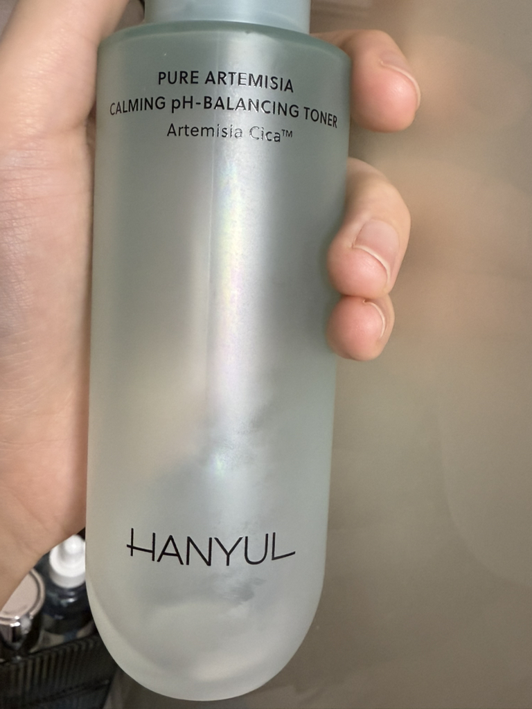 한율 (HANYUL) 어린쑥 수분진정 토너 review image