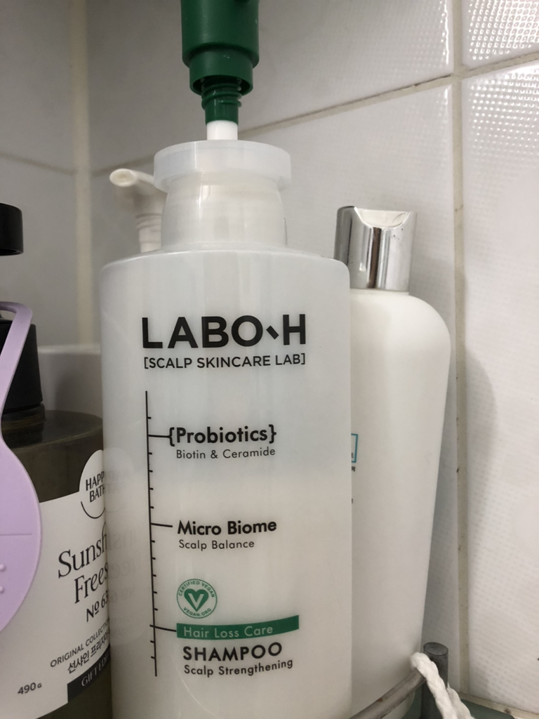 LABO-H Dầu gội giảm triệu chứng rụng tóc và tăng cường da đầu review image