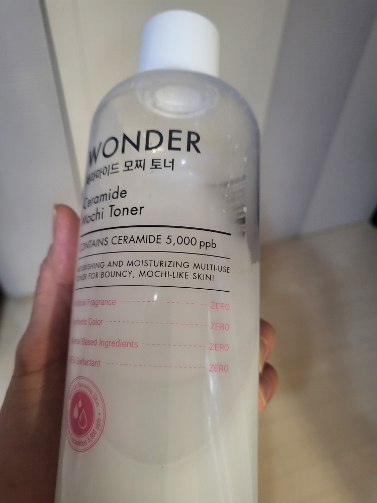 토니모리 (TONYMOLY) 원더 세라마이드 모찌 토너 review image