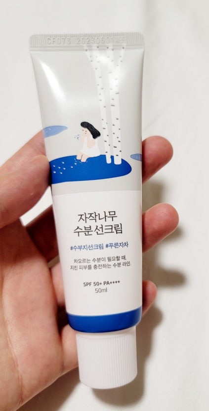 라운드랩 (ROUNDLAB) 자작나무 수분 선크림 [SPF50+/PA++++] review image