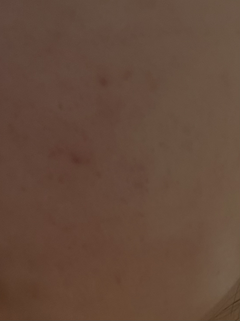 터치인솔 (TouchinSol) 스킨 커버 쿠션 [SPF50+/PA++++] [21N 뉴트럴 베이지] review image