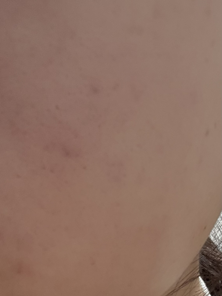 터치인솔 (TouchinSol) 스킨 커버 쿠션 [SPF50+/PA++++] [21N 뉴트럴 베이지] review image