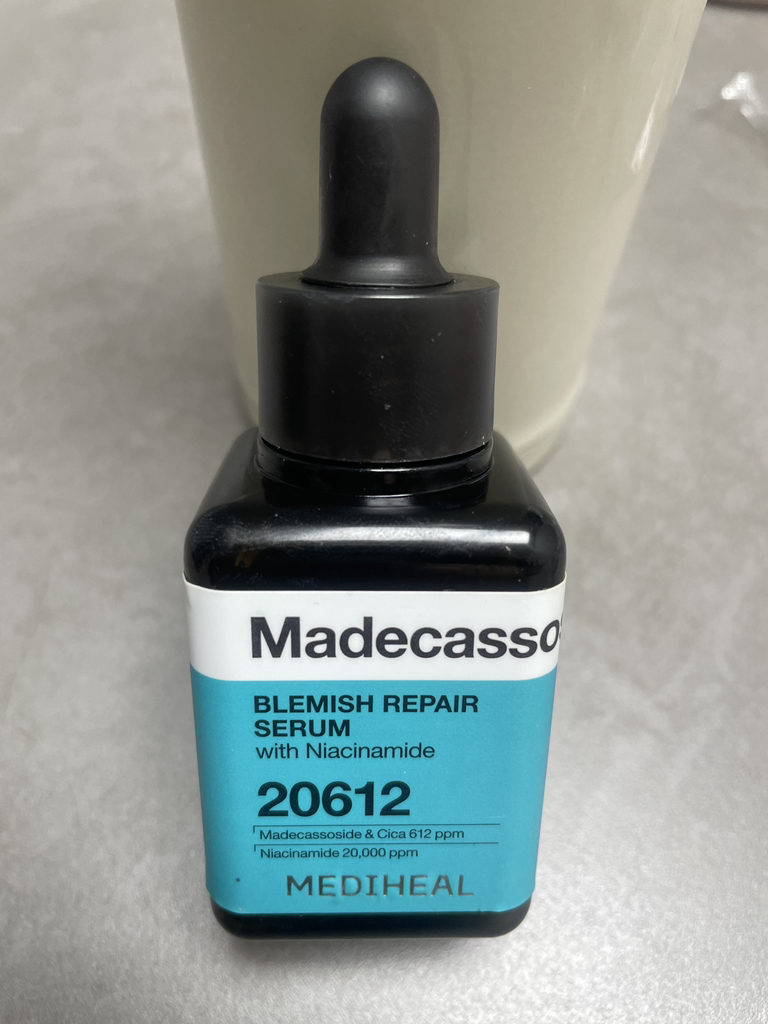 MEDIHEAL Madecassoside Trace Repair Serum review image