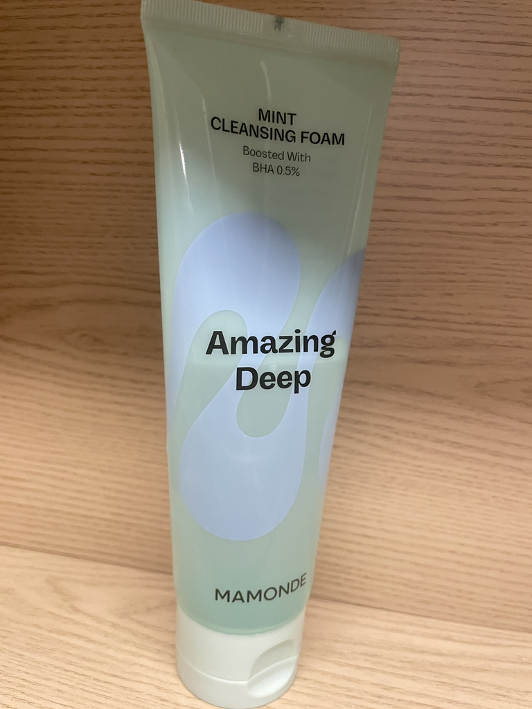 마몽드 (Mamonde) 어메이징 딥 민트 클렌징폼 review image