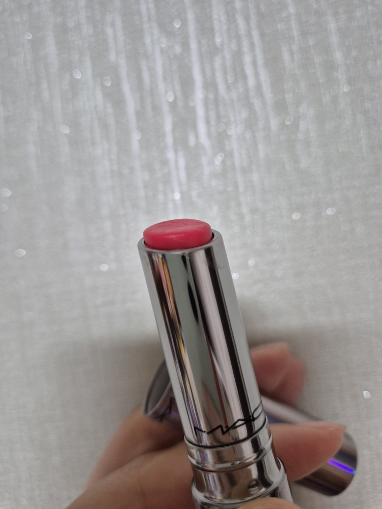 MAC Bálsamo labial TenderTalk [Juega Conmigo] review image