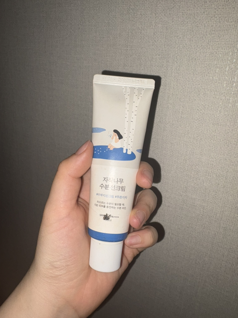 柔恩莱 白桦树水分防晒霜 [SPF50+/PA++++] review image