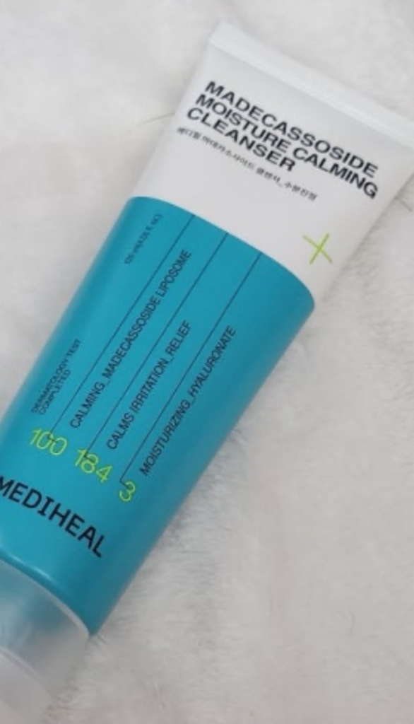 MEDIHEAL Madecassoside Cleanser [Hydrating Soothing] review image