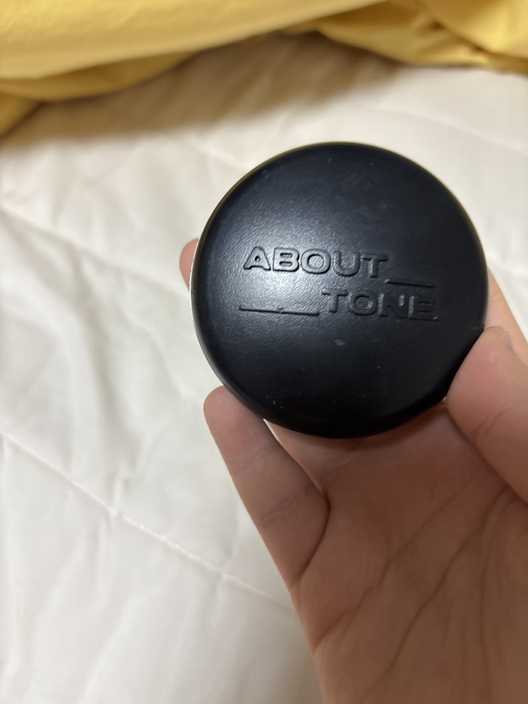 ABOUT_TONE. Bột phấn mờ [02 Light] review image