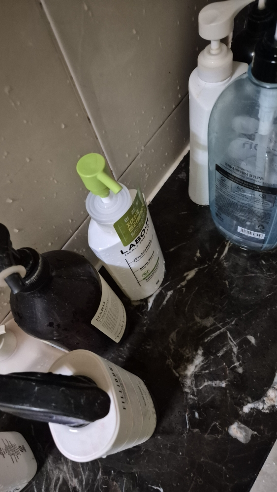 LABO-H Champú Anticaída [Cuero Cabelludo Sensible] review image