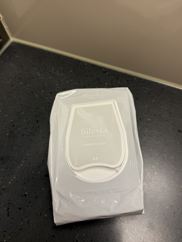 Bifesta Toallitas Micelares Limpiadoras [Perfectly Clear] review image