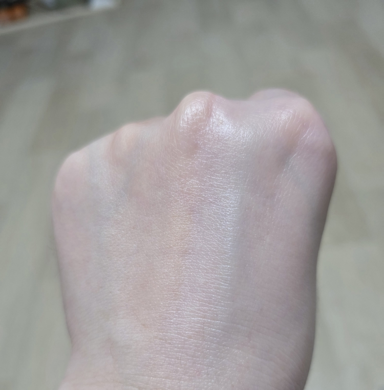 本顿 SkinFit 矿物防晒霜 [SPF50+/PA++++] review image