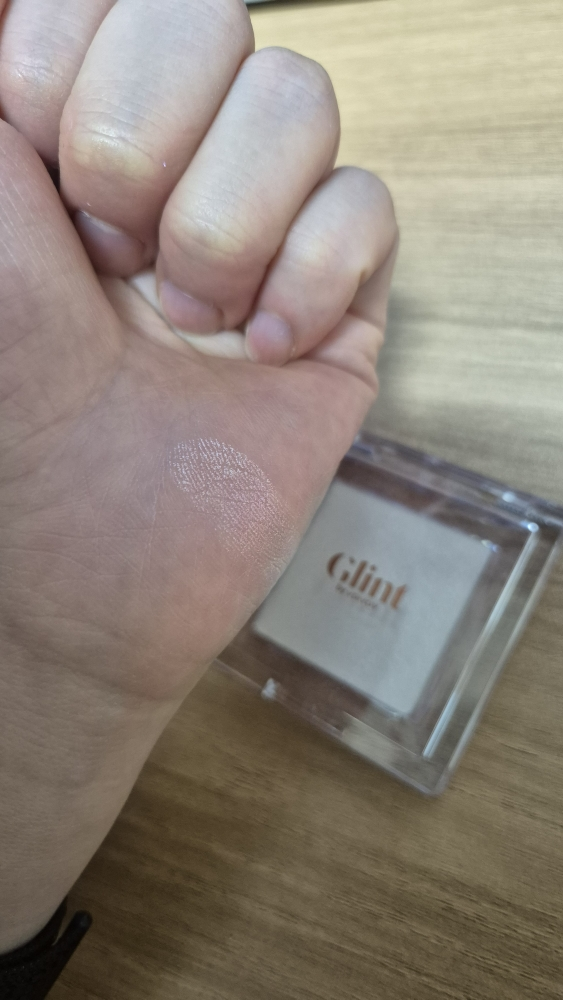 GlintbyVDIVOV Resaltador [04 Milky Moon] review image