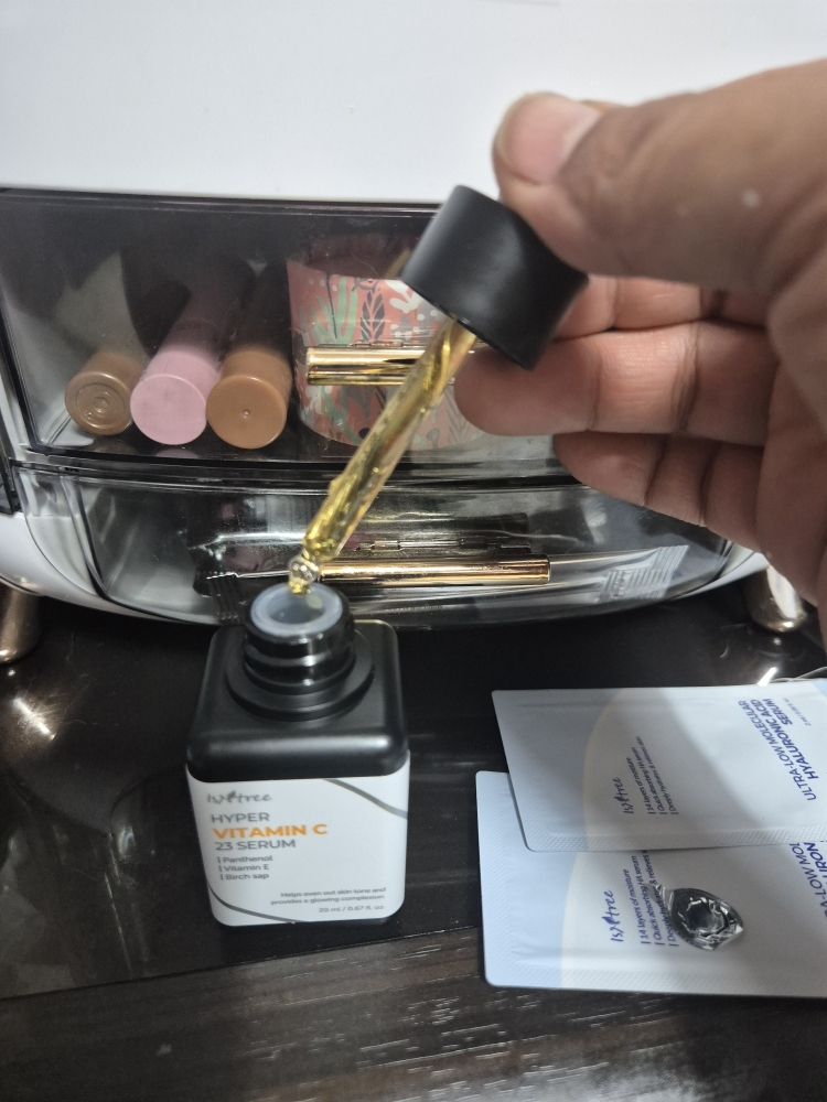 이즈앤트리 (IsNtree) 하이퍼 비타민C 23 세럼 review image
