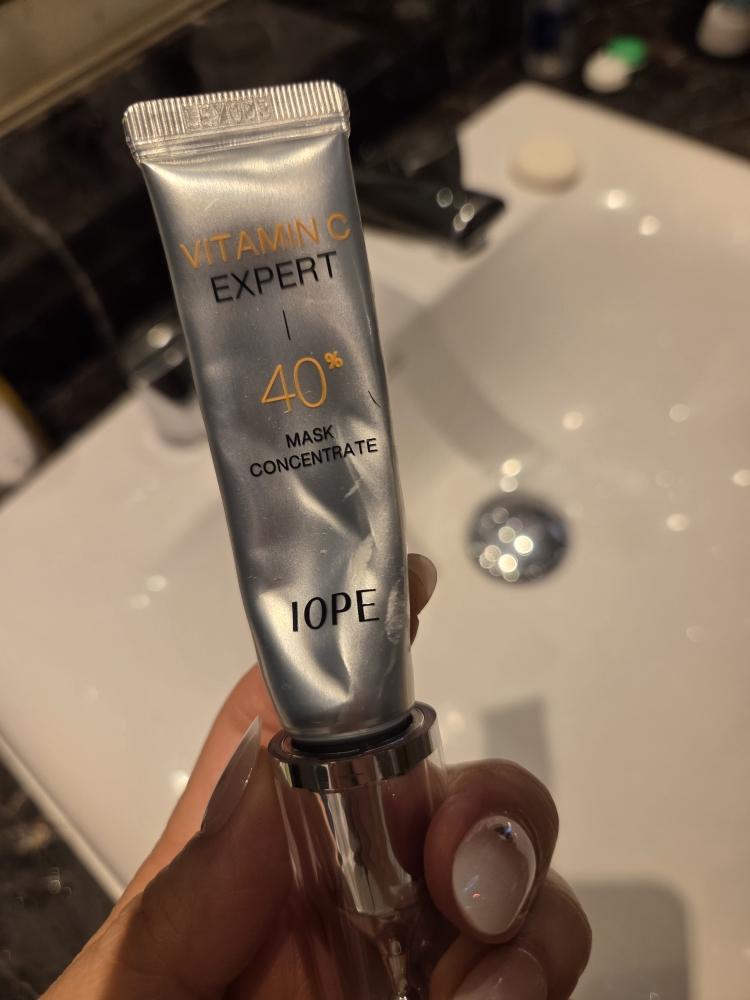 iope vitamin c glutathione IOPE The Vitamin C23 & C25 Serum Quick Review – BBlog main image 0
