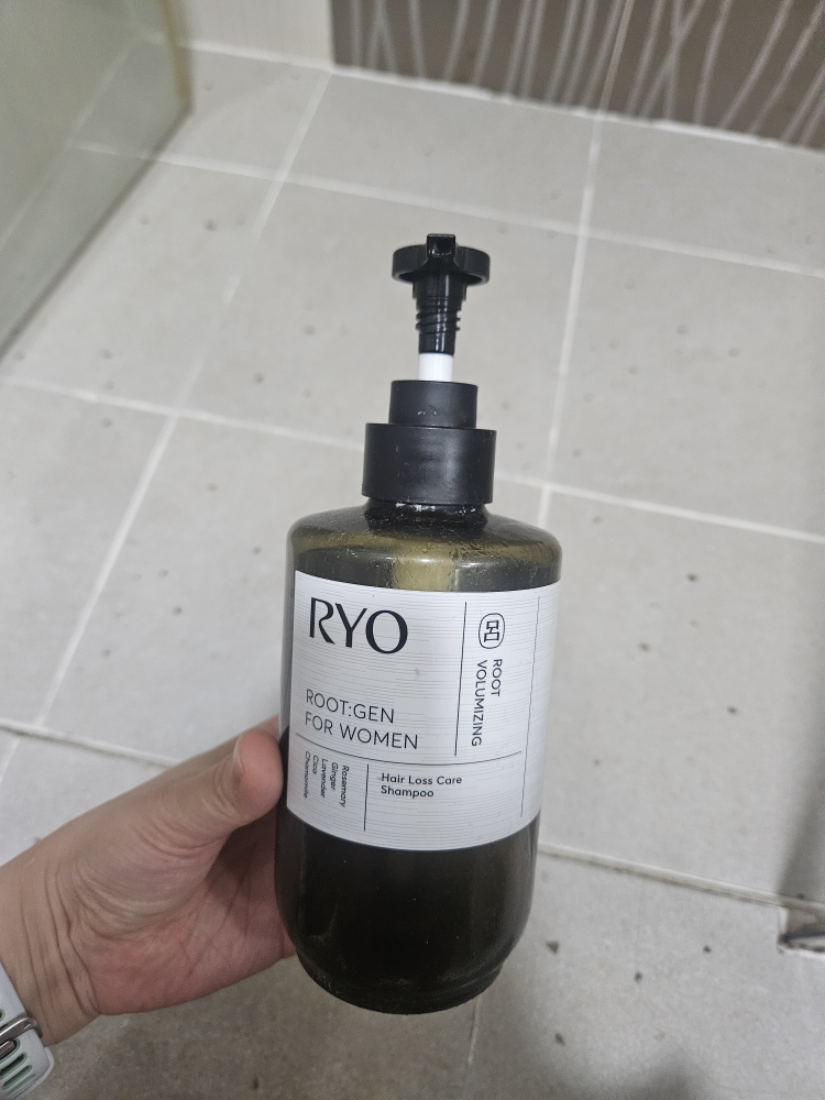 吕 (Ryo) ルートジェン女性カスタム脱毛症状専門ケアシャンプー 口コミ