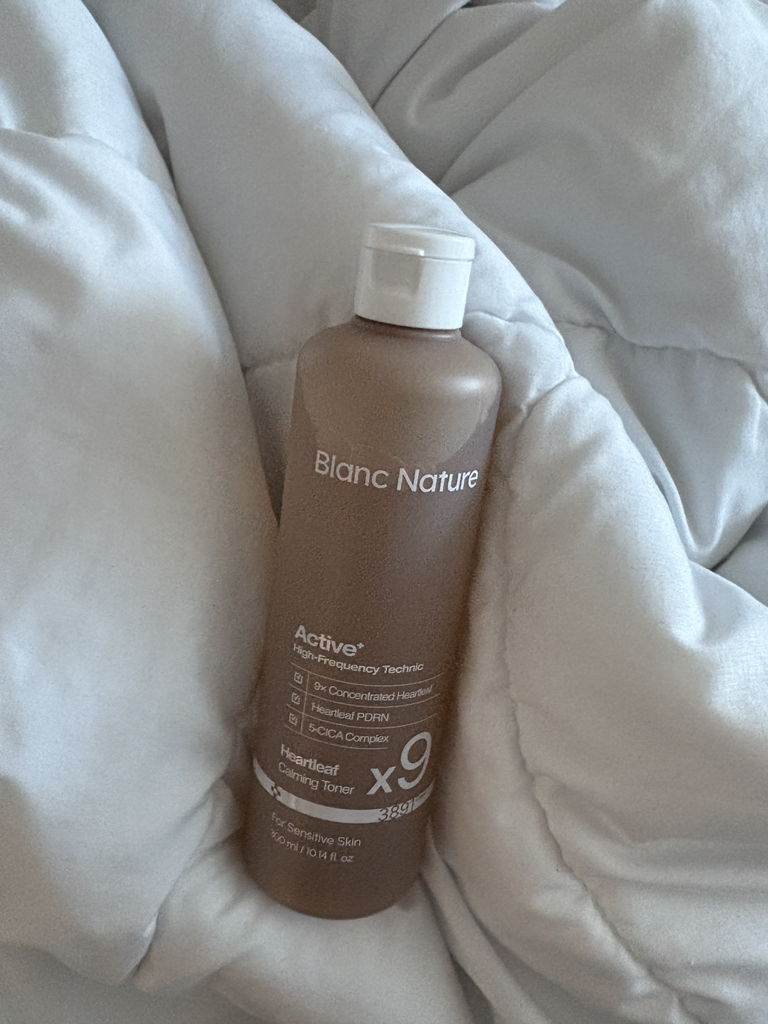 BLANCNATURE High-Frequency Technic Heartleaf Calming Toner X9
