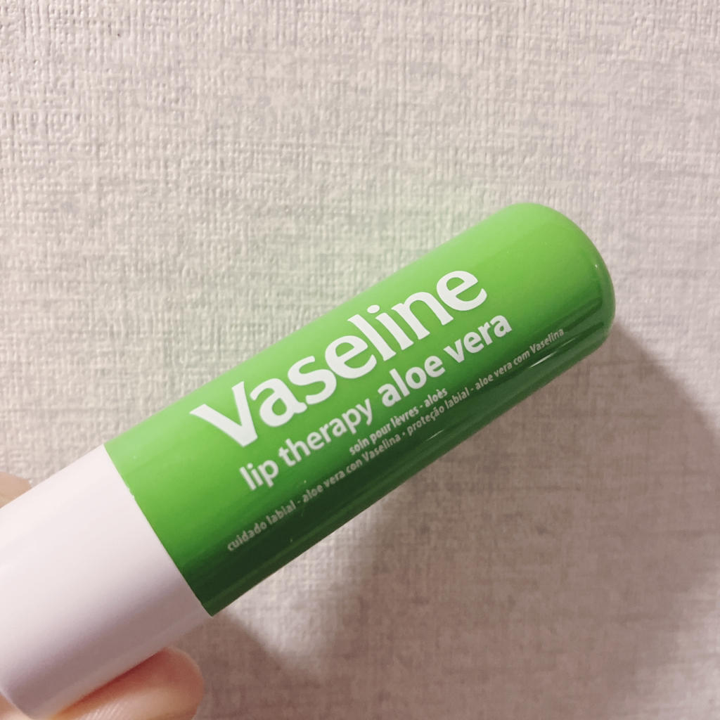 Vaseline Lip Therapy [Aloe Vera] Reviews for 30s | Hwahae