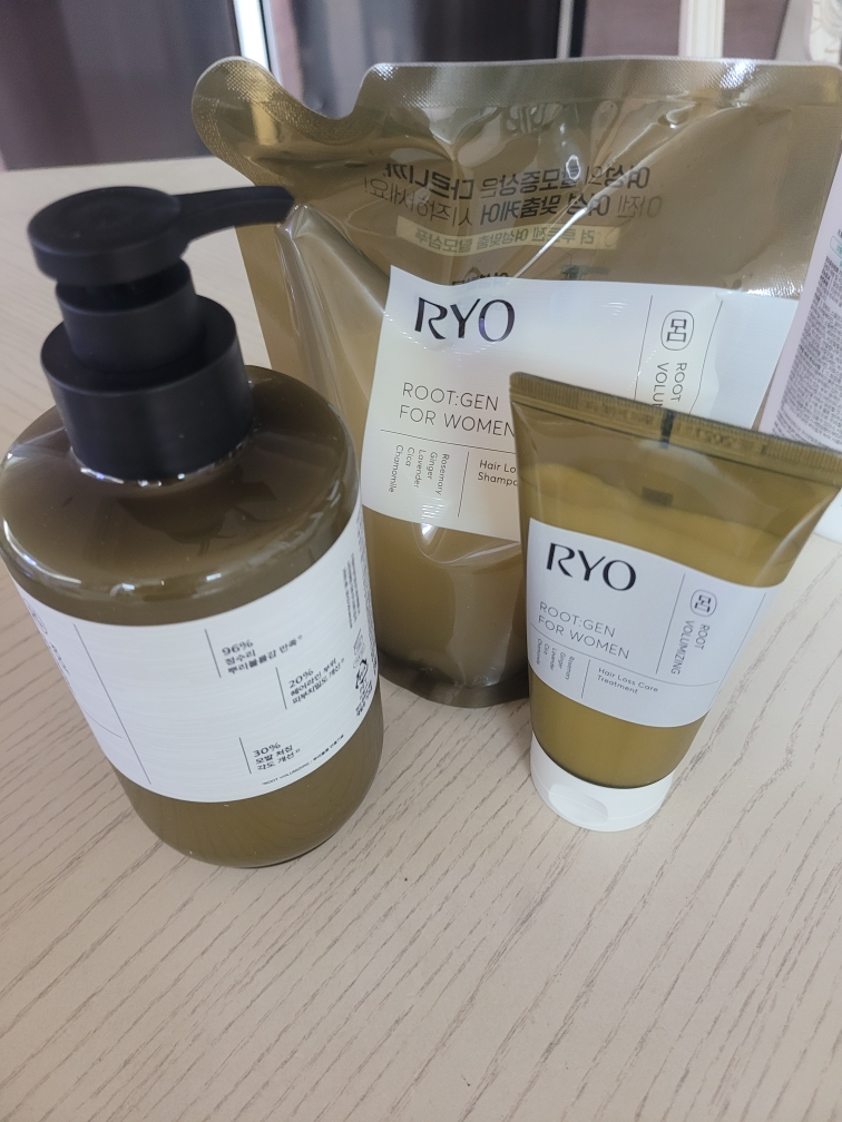 吕 (Ryo) ルートジェン女性カスタム脱毛症状専門ケアシャンプー 口コミ