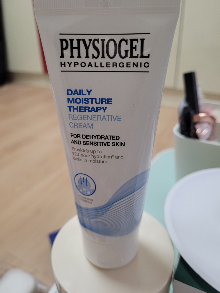 PHYSIOGEL DAILY MOISTURE THERAPY REGENERATIVE CREAM Reviews | Hwahae