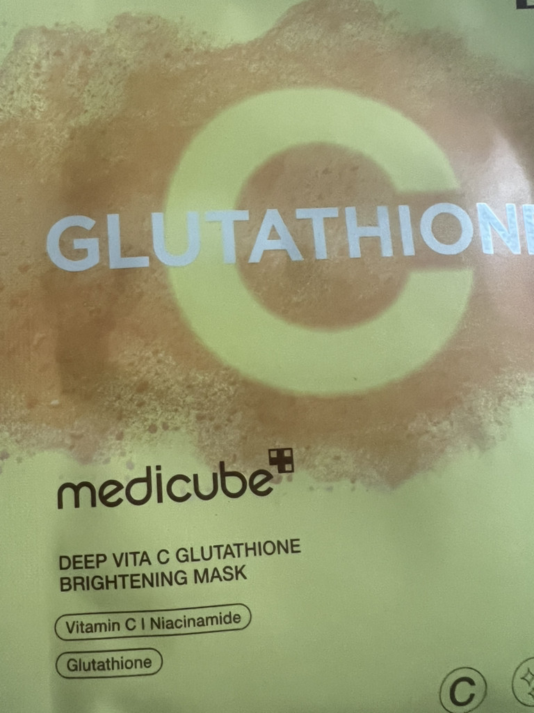 medicube Deep Vita C Glutathion Brightening Mask Reviews for Combination  Skin