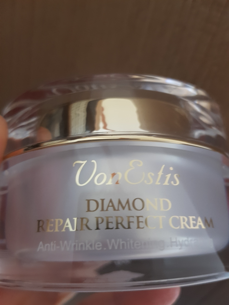 VONESTIS Diamond Repair Perfect Cream Reviews | Hwahae