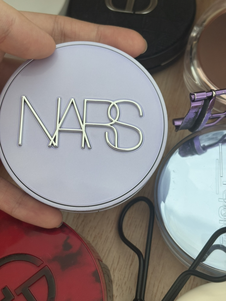 NARS Light Reflecting Serum Cushion Foundation [SPF42/PA++] [17 Seoul] review image