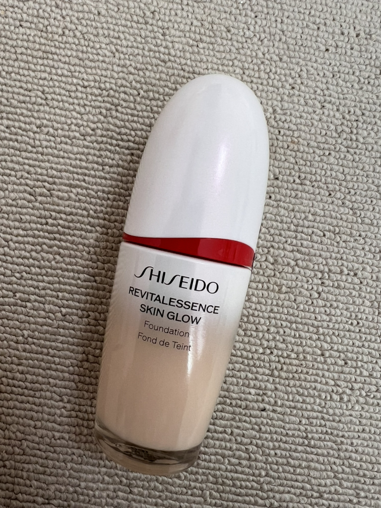 SHISEIDO Revital Essence Skin Glow Foundation [SPF30/PA+++] [160