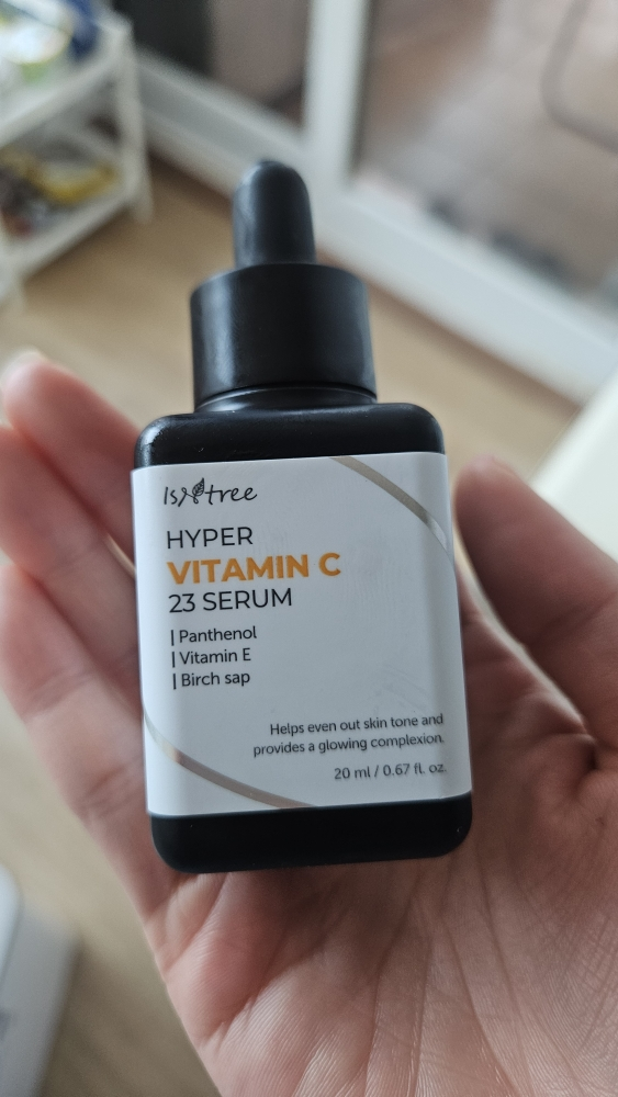 IsNtree HYPER VITAMIN C 23 SERUM review image