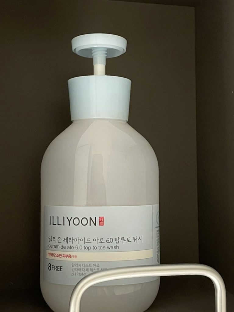 ILLIYOON Ceramida Ato 6.0 Lavado de pies a cabeza review image