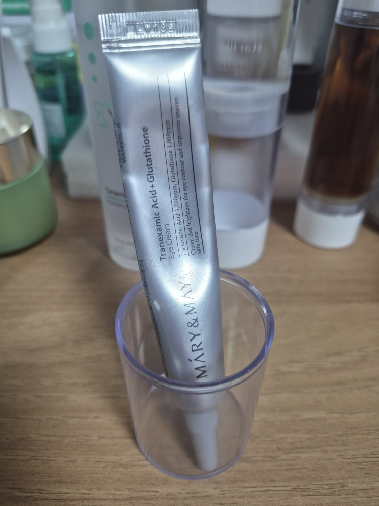 MARY&MAY Tranexamic Acid + Glutathione Eye Cream Reviews | Hwahae MARY&MAY Tranexamic Acid + Glutathione Eye Cream Reviews | Hwahae