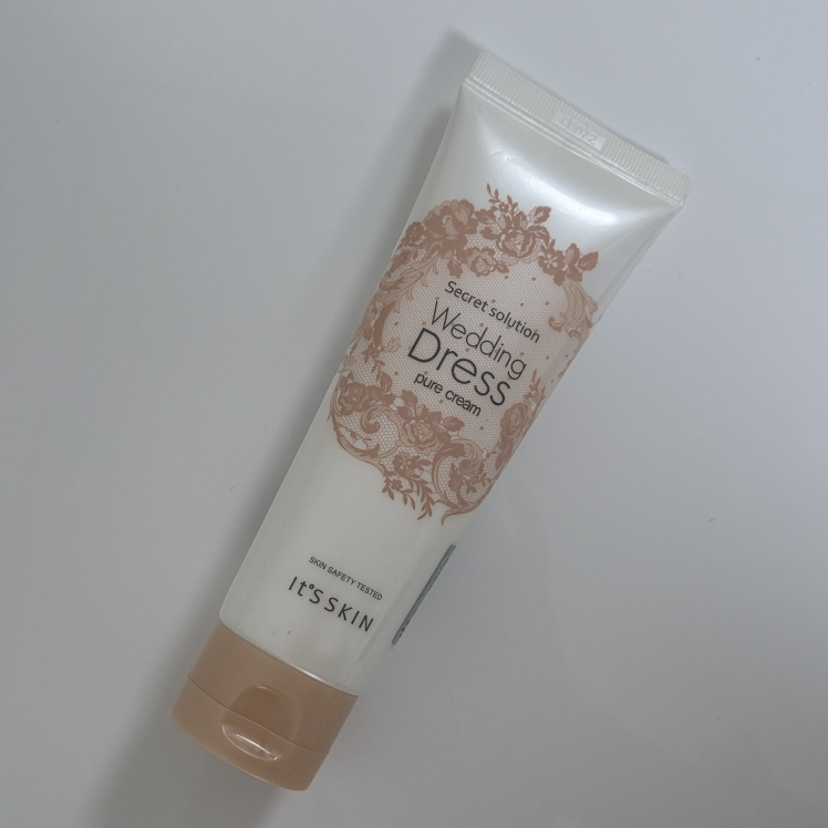IT'SSKIN Secret Solution Wedding Dress Pure Cream Reviews for 30s