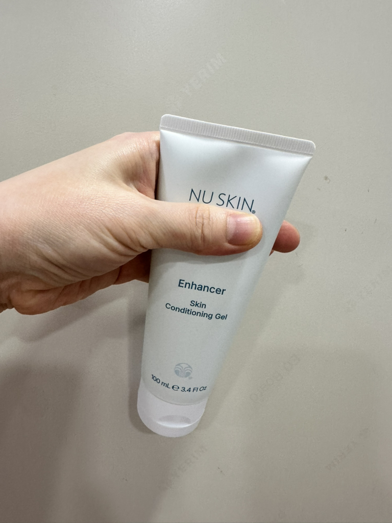 NUSKIN Enhancer Skin Conditioning Gel Reviews | Hwahae