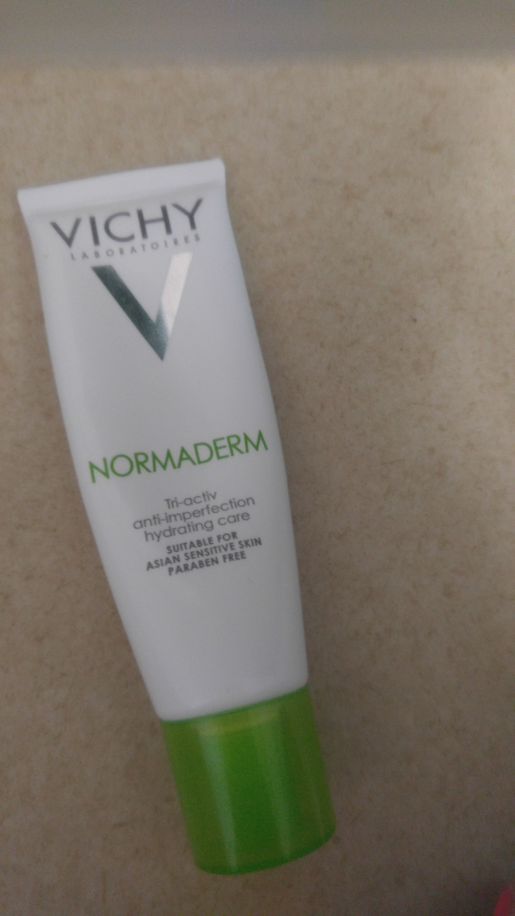 Real user review photo of Nolmaderm Trouble Management Day Cream