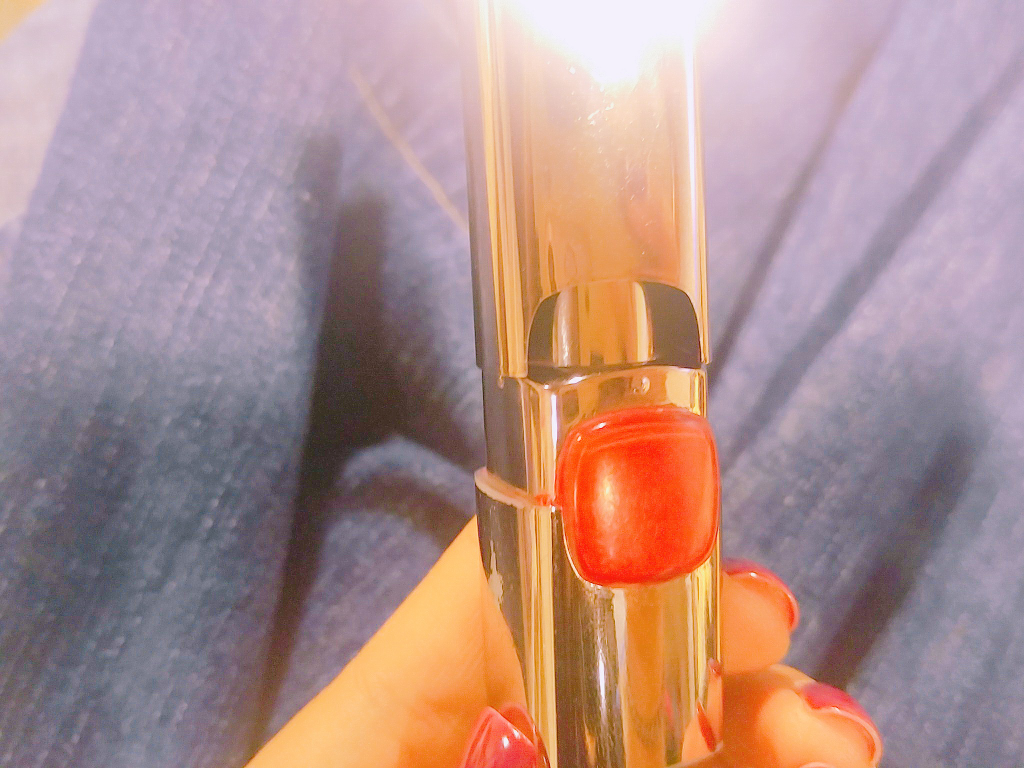 Real user review photo of Colorful Moist Matte Lipstick [R516 Lincoln Rose]