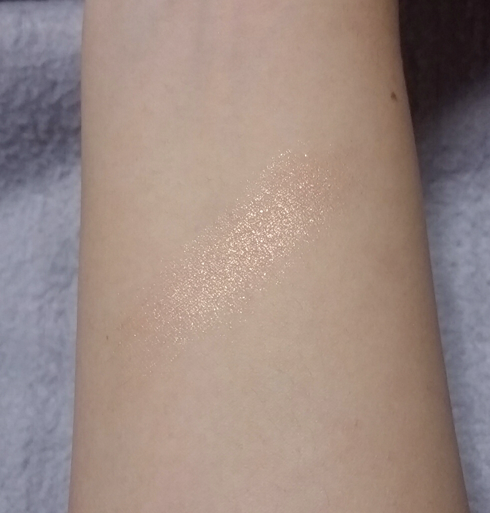 MAC Pro Long Wear Paint Pot [Let Me Pop] review image
