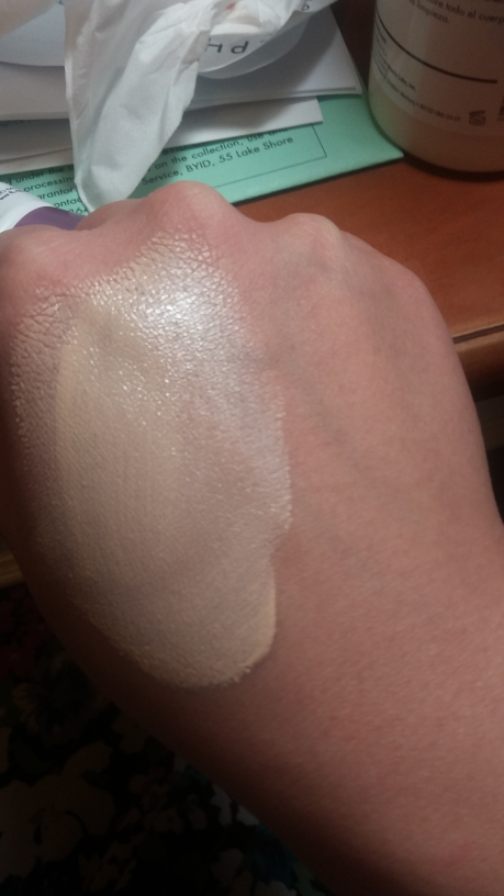 GUERLAIN Parure Gold Rejuvenating Gold Radiance Foundation review image